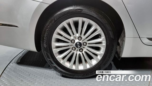 Kia K7 2013 — photo 5