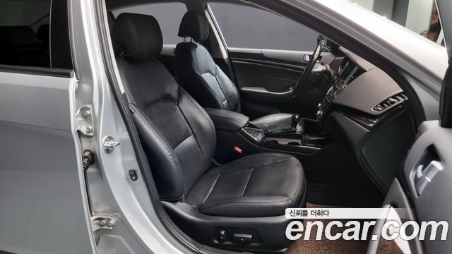 Kia K7 2013 — photo 10