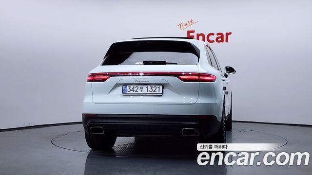 Porsche Cayenne 2019 — photo 4