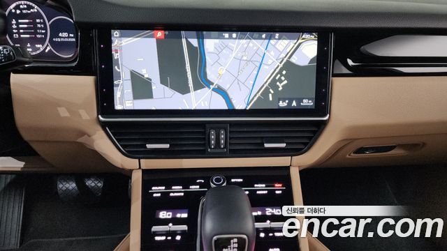 Porsche Cayenne 2019 — photo 15