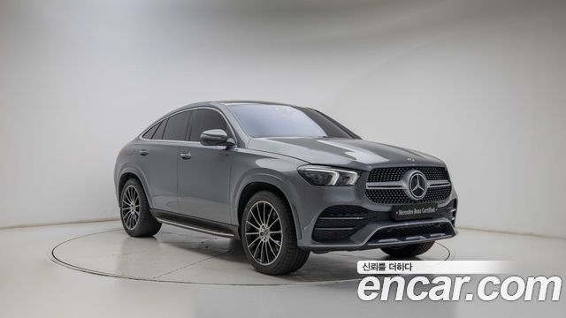 Mercedes-Benz GLE-Class 2022 — photo 2