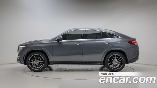 Mercedes-Benz GLE-Class 2022 — photo 7