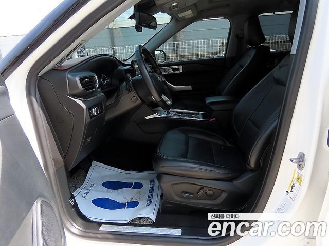 Ford Explorer 2022 — photo 5