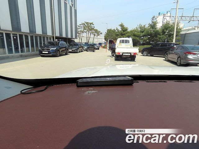 Ford Explorer 2022 — photo 10