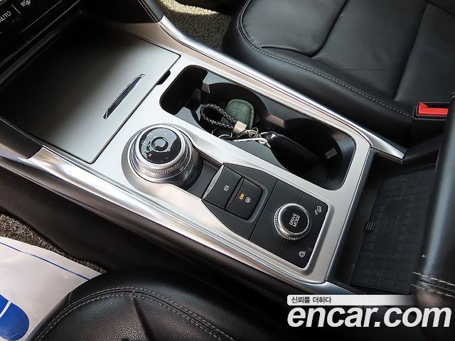 Ford Explorer 2022 — photo 11