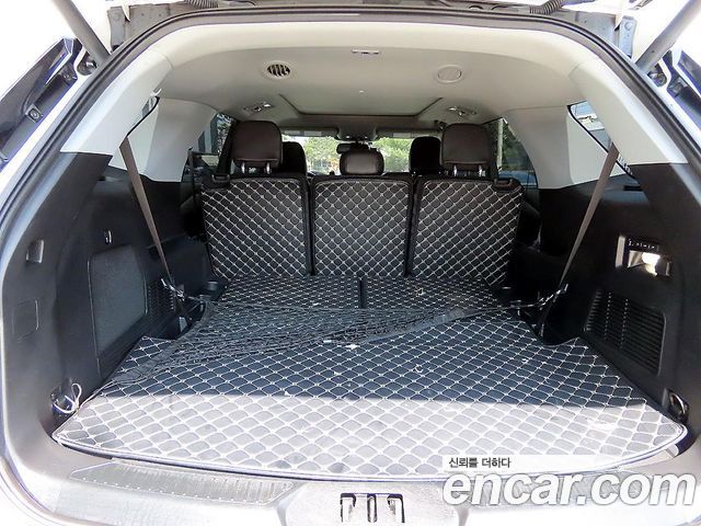 Ford Explorer 2022 — photo 17
