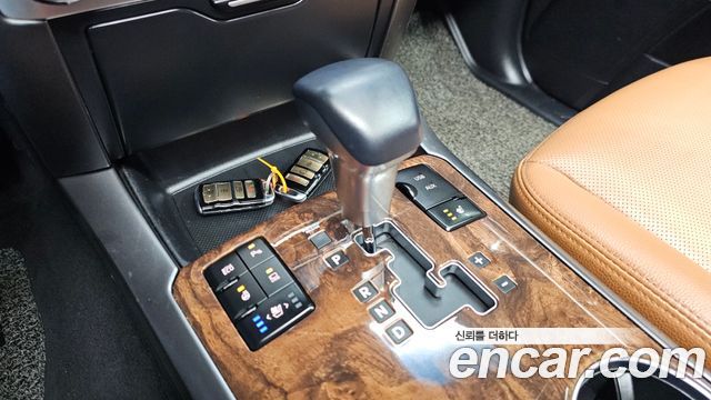 Kia Mohave 2018 — photo 9