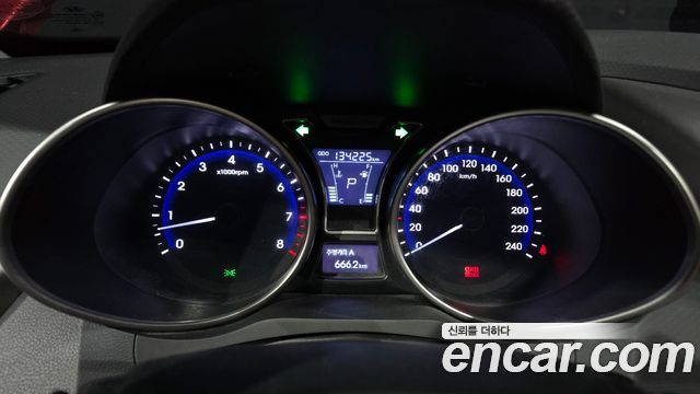 Hyundai Veloster 2012 — photo 8