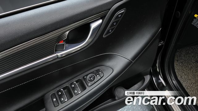 Hyundai Grandeur 2018 — photo 18