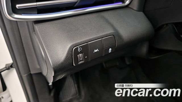 Hyundai AVANTE 2021 — photo 15
