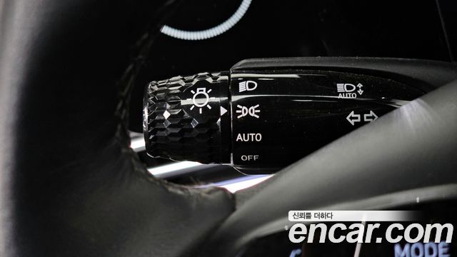 Hyundai AVANTE 2021 — photo 16