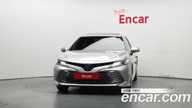 Toyota Camry 2018 — photo 3