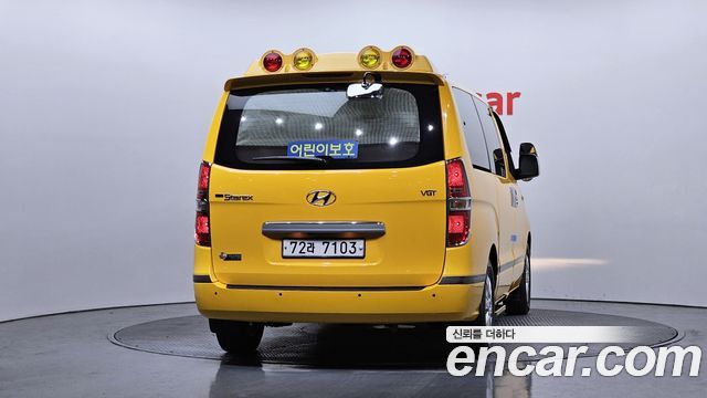 Hyundai Starex 2019 — photo 4