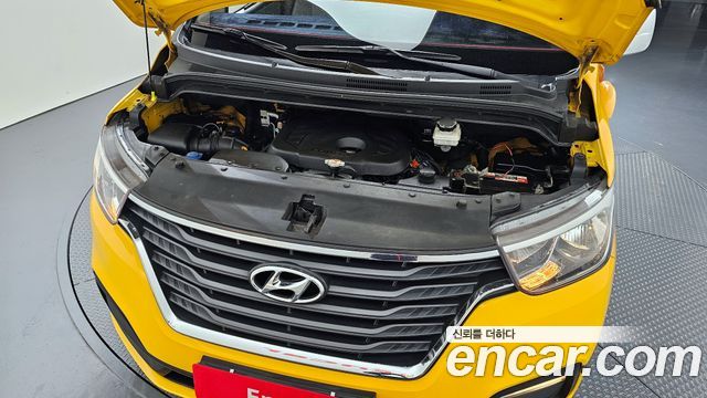 Hyundai Starex 2019 — photo 6