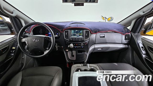 Hyundai Starex 2019 — photo 7