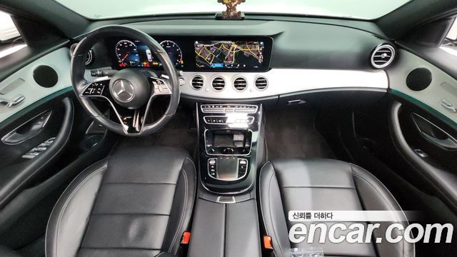 Mercedes-Benz E-Class 2021 — photo 6