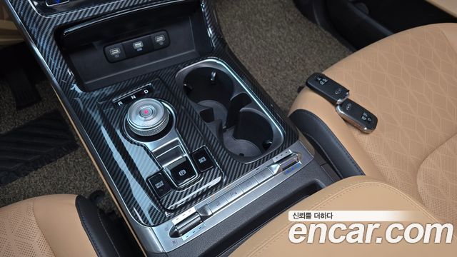 Kia Canival 2021 — photo 9