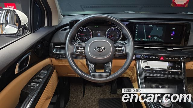 Kia Canival 2021 — photo 13