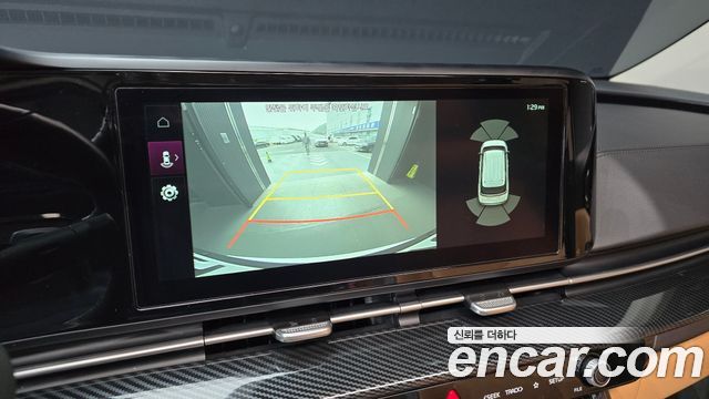 Kia Canival 2021 — photo 15