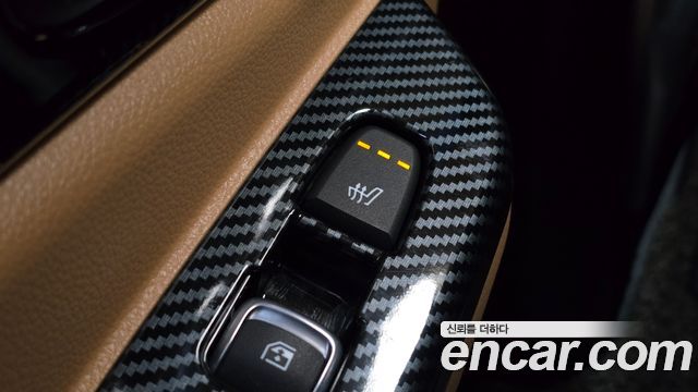 Kia Canival 2021 — photo 17