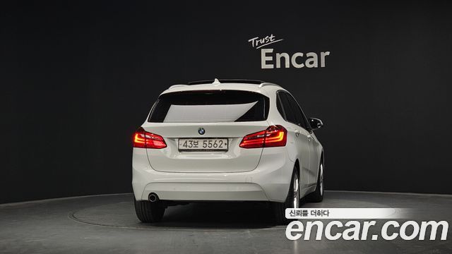 BMW 2-Series 2015 — photo 4