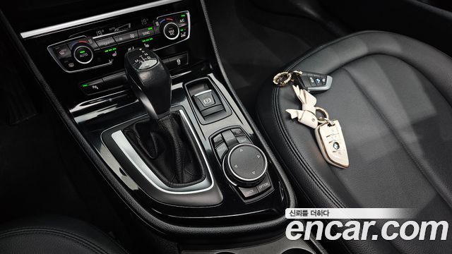 BMW 2-Series 2015 — photo 9