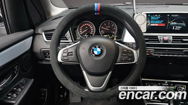 BMW 2-Series 2015 — photo 13