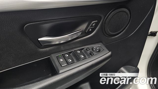 BMW 2-Series 2015 — photo 17