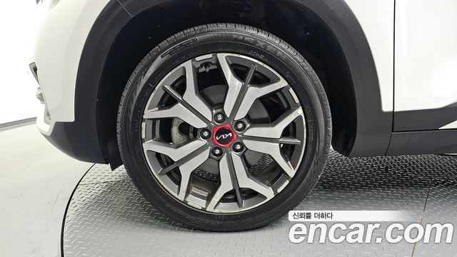 Kia Seltos 2023 — photo 5