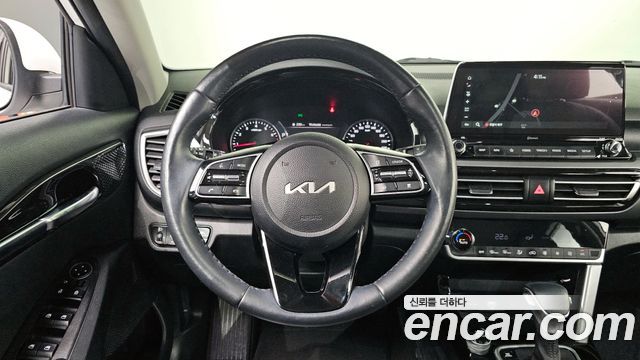 Kia Seltos 2023 — photo 13