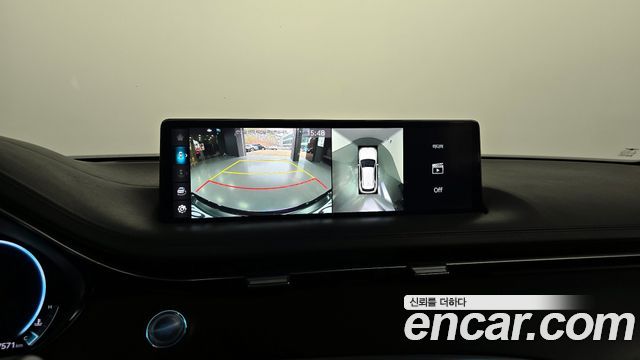 Genesis GV70 2021 — photo 14