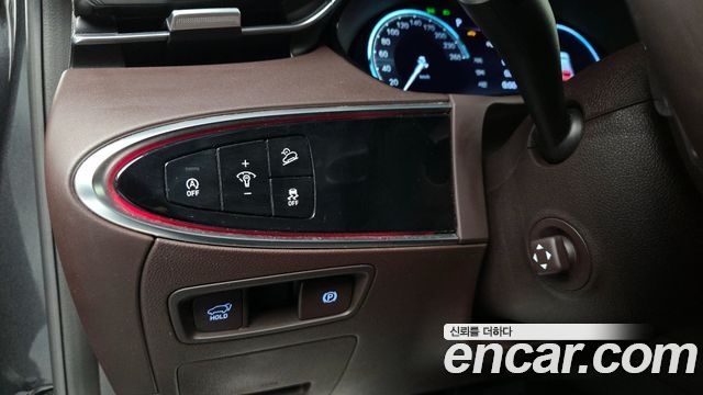 Genesis GV70 2021 — photo 18