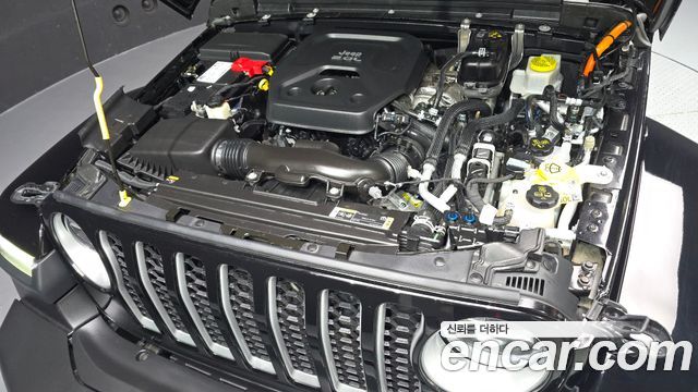 Jeep Wrangler 2021 — photo 6