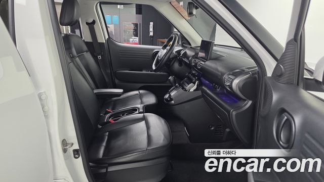 Hyundai Casper 2022 — photo 10