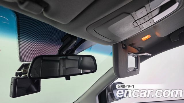 KG Mobility KORANDO 2016 — photo 15