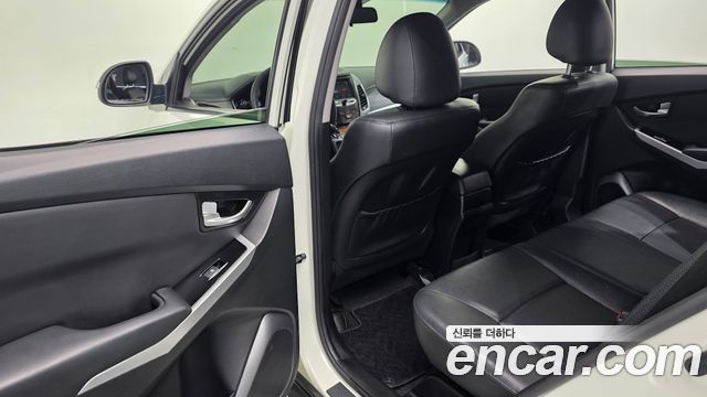 KG Mobility KORANDO 2016 — photo 18