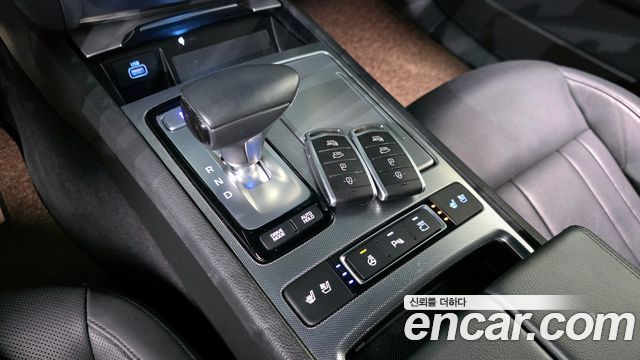 Genesis G80 2019 — photo 9