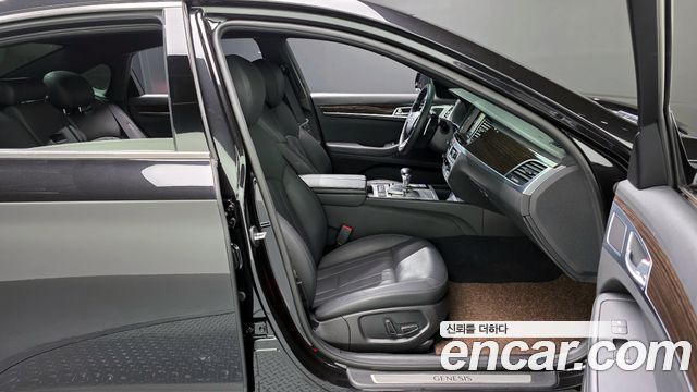 Genesis G80 2019 — photo 10