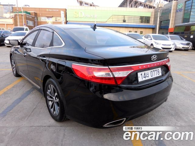Hyundai Grandeur 2011 — photo 3