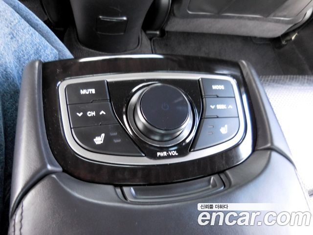 Hyundai Grandeur 2011 — photo 16