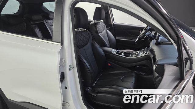 Hyundai Santafe 2022 — photo 12