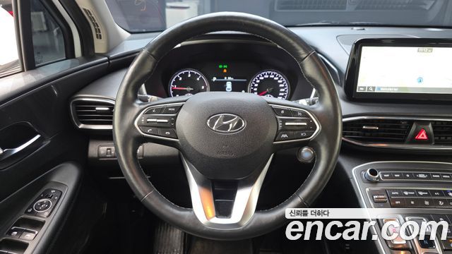 Hyundai Santafe 2022 — photo 13