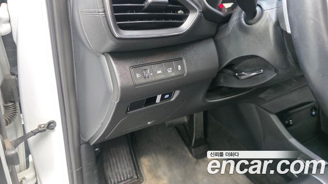 Hyundai Santafe 2022 — photo 15