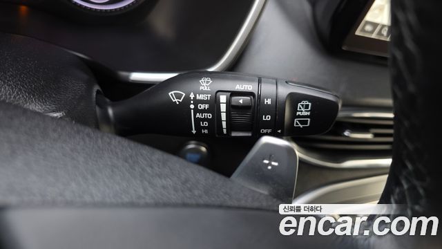 Hyundai Santafe 2022 — photo 17