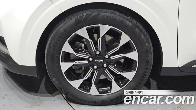 Kia Canival 2022 — photo 5