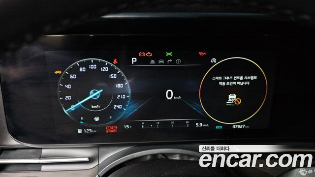Kia Canival 2022 — photo 8