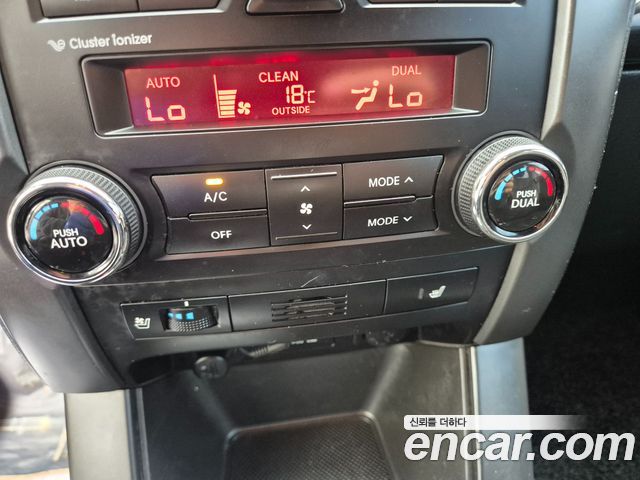 Kia Sorento 2010 — photo 13
