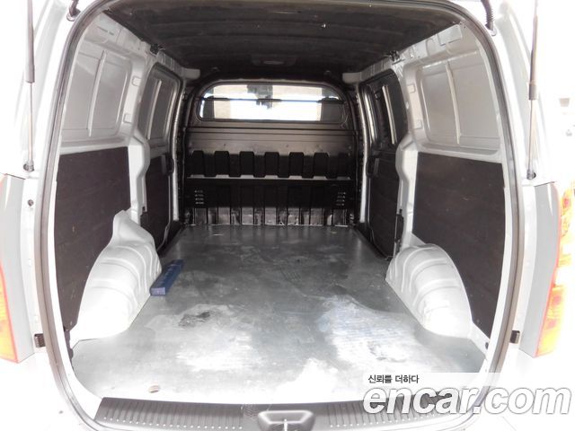 Hyundai Starex 2019 — photo 18