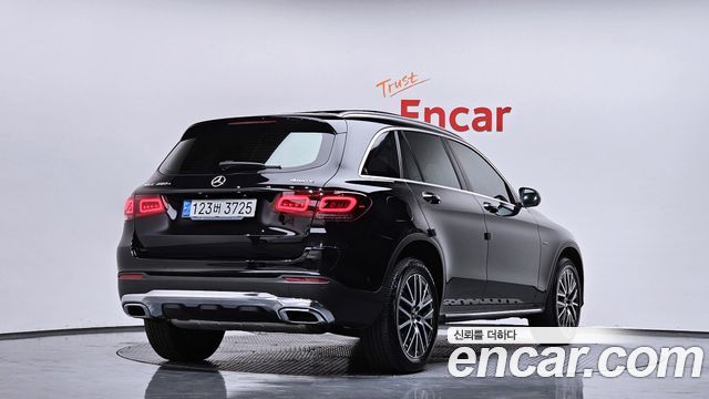Mercedes-Benz GLC-Class 2021 — photo 2