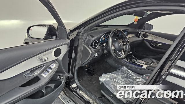 Mercedes-Benz GLC-Class 2021 — photo 10